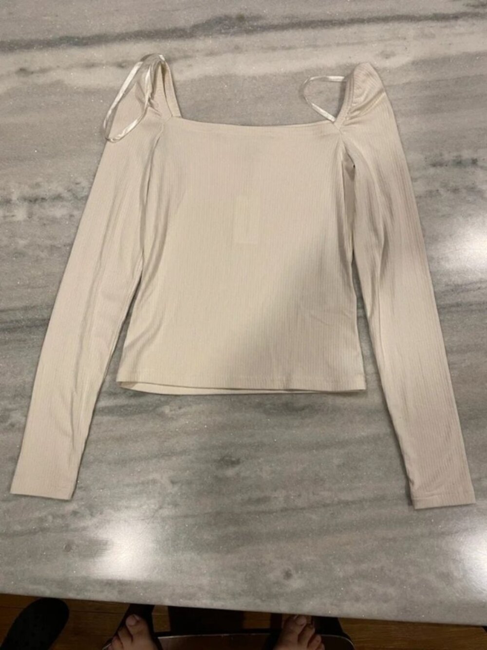 Banana Republic Women’s Cream Off-The-Shoulder Ribbed Top XS NWT